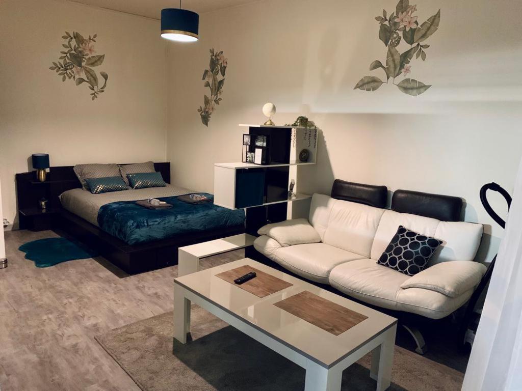 Studio Denain Apartment